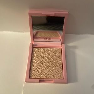 Kylie Cosmetics Kylighter in Queen Drip